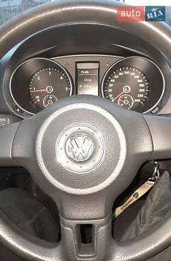 Универсал Volkswagen Golf 2011 в Киеве