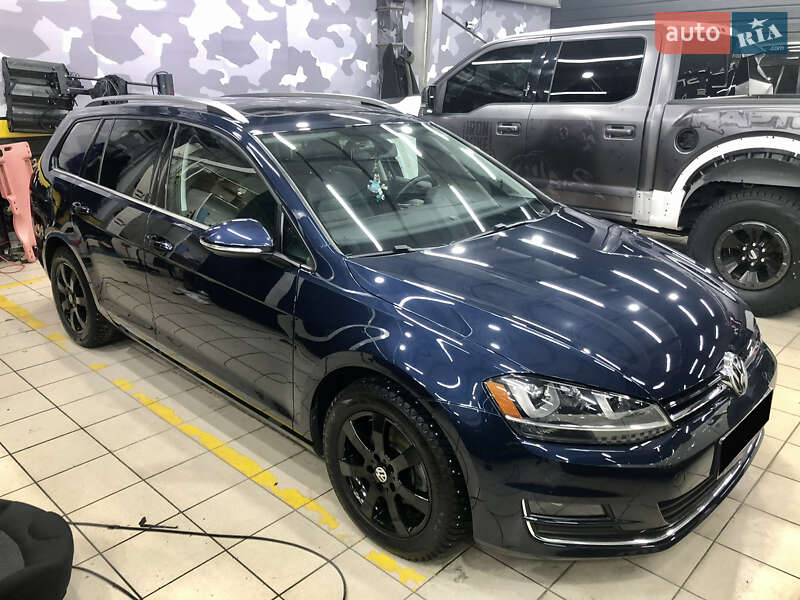 Универсал Volkswagen Golf 2015 в Харькове