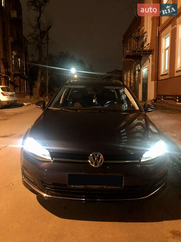 Универсал Volkswagen Golf 2015 в Харькове