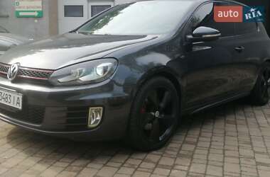 Хэтчбек Volkswagen Golf 2010 в Ивано-Франковске