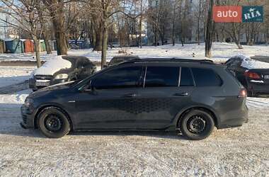 Универсал Volkswagen Golf 2013 в Киеве