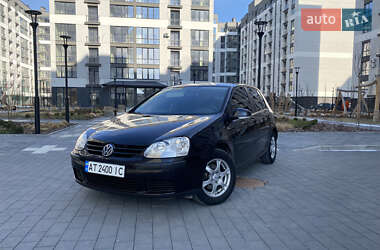 Хетчбек Volkswagen Golf 2005 в Івано-Франківську