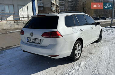 Универсал Volkswagen Golf 2013 в 
