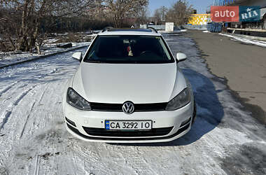 Универсал Volkswagen Golf 2013 в 
