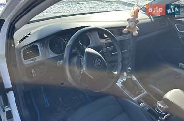 Универсал Volkswagen Golf 2013 в 