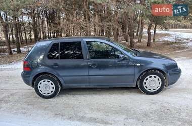 Хэтчбек Volkswagen Golf 1998 в Ковеле