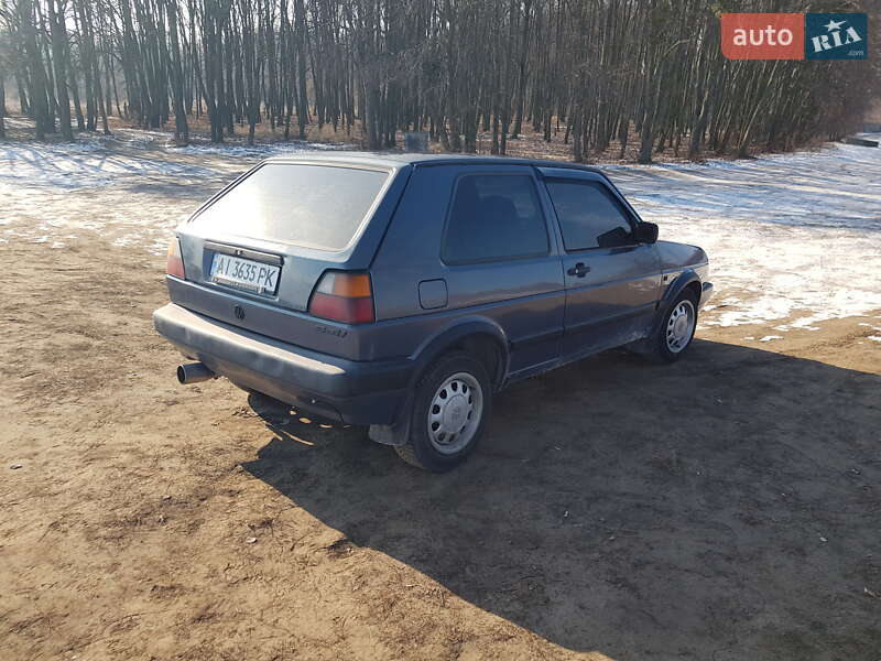 Хэтчбек Volkswagen Golf 1988 в Киеве