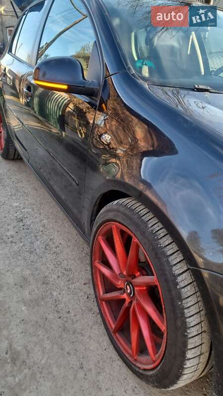 Хетчбек Volkswagen Golf 2007 в Стрию