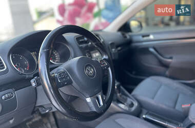 Універсал Volkswagen Golf 2010 в Києві