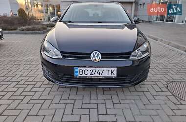 Хэтчбек Volkswagen Golf 2017 в 