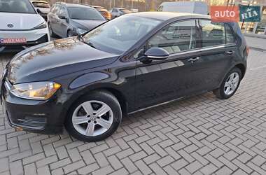 Хэтчбек Volkswagen Golf 2017 в 