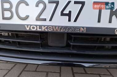 Хэтчбек Volkswagen Golf 2017 в 