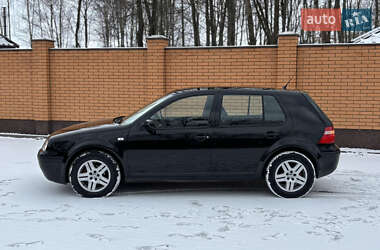 Хетчбек Volkswagen Golf 2003 в Красилові