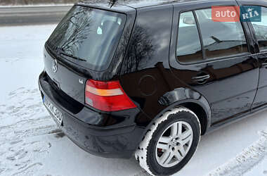 Хетчбек Volkswagen Golf 2003 в Красилові