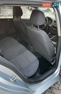 Універсал Volkswagen Golf 2009 в 