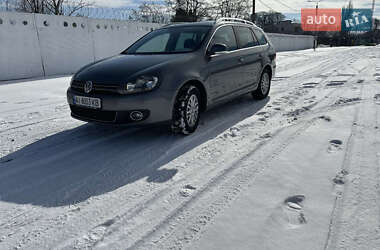 Универсал Volkswagen Golf 2010 в Киеве