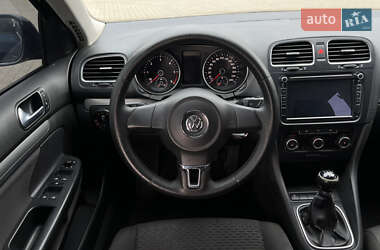 Универсал Volkswagen Golf 2011 в Мукачево