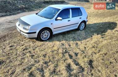 Хэтчбек Volkswagen Golf 1998 в Луцке