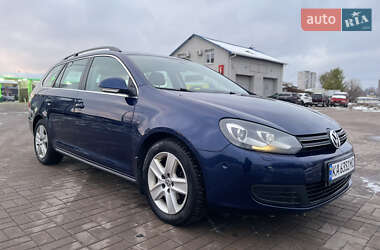 Універсал Volkswagen Golf 2010 в Києві