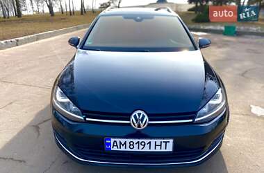 Универсал Volkswagen Golf 2016 в Житомире