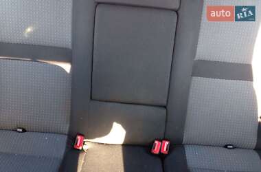 Универсал Volkswagen Golf 2003 в Оржице