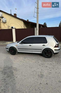 Хетчбек Volkswagen Golf 1998 в Львові