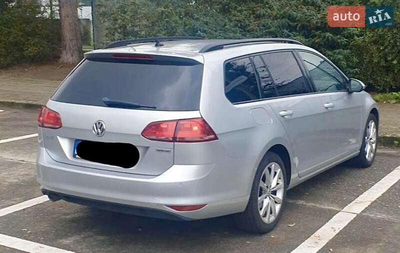 Универсал Volkswagen Golf 2016 в Ивано-Франковске