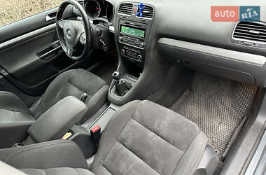 Універсал Volkswagen Golf 2012 в 
