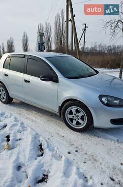 Хетчбек Volkswagen Golf 2010 в Сумах