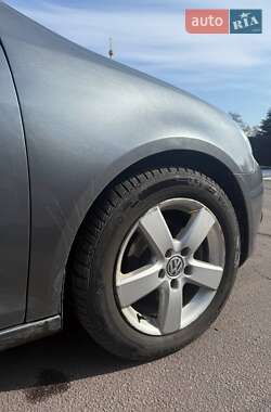 Универсал Volkswagen Golf 2011 в 
