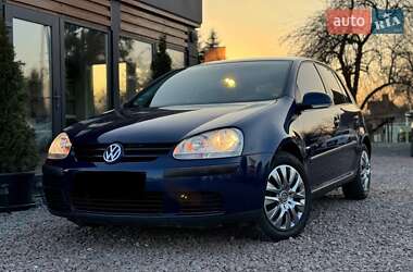 Хетчбек Volkswagen Golf 2006 в Дрогобичі