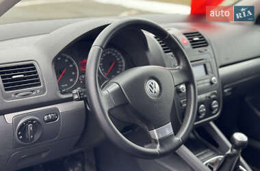 Хетчбек Volkswagen Golf 2007 в Березані