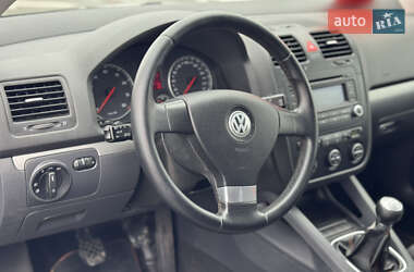 Хетчбек Volkswagen Golf 2007 в Березані