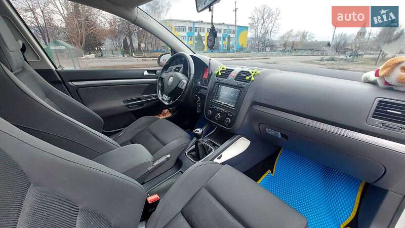 Хетчбек Volkswagen Golf 2007 в Могилів-Подільському