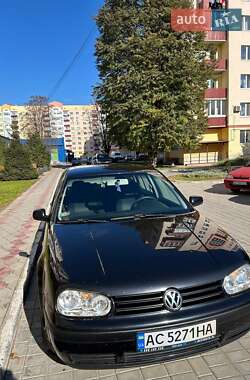 Хетчбек Volkswagen Golf 2001 в Кам'янець-Подільському