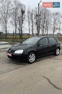 Хэтчбек Volkswagen Golf 2006 в Луцке