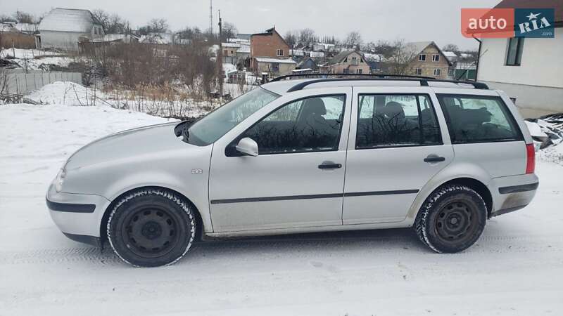 Універсал Volkswagen Golf 2000 в Жмеринці