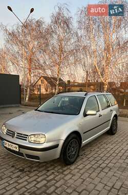 Універсал Volkswagen Golf 2001 в Рівному