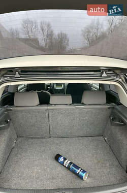 Хэтчбек Volkswagen Golf 2004 в 