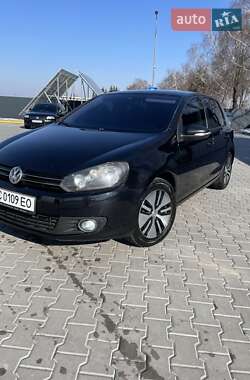 Хэтчбек Volkswagen Golf 2009 в Луцке