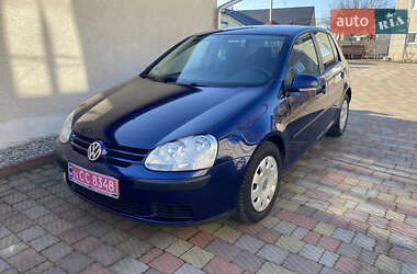 Хетчбек Volkswagen Golf 2005 в Івано-Франківську