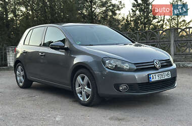 Хетчбек Volkswagen Golf 2010 в Калуші