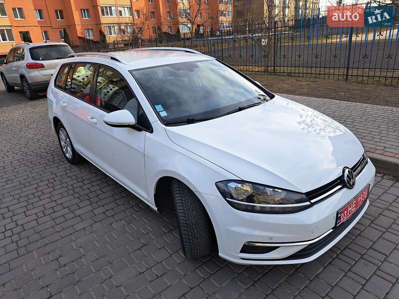 Универсал Volkswagen Golf 2019 в Луцке фото 24 Универсал Volkswagen Golf 2019 в Луцке
