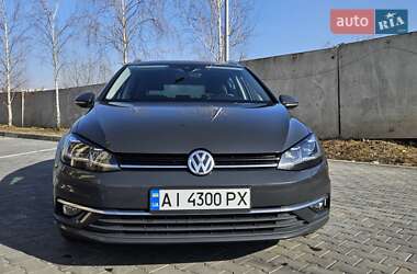 Универсал Volkswagen Golf 2018 в Киеве