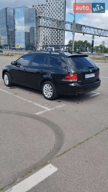Универсал Volkswagen Golf 2011 в Киеве