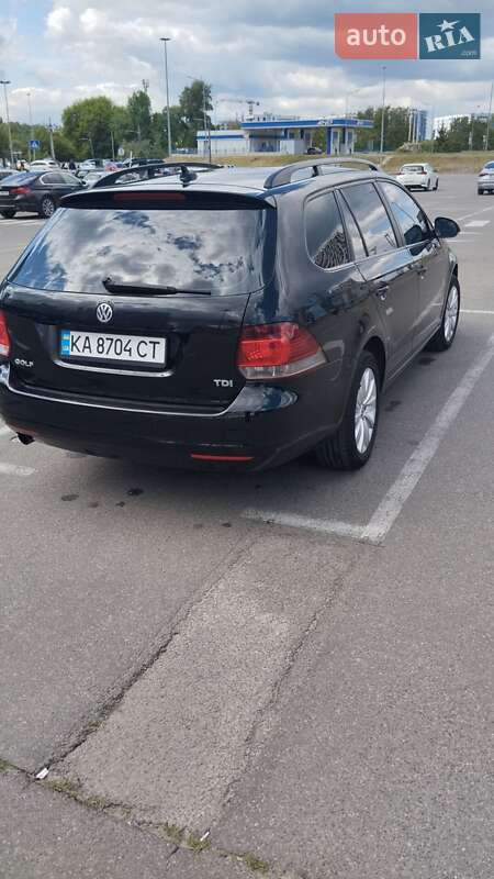Универсал Volkswagen Golf 2011 в Киеве