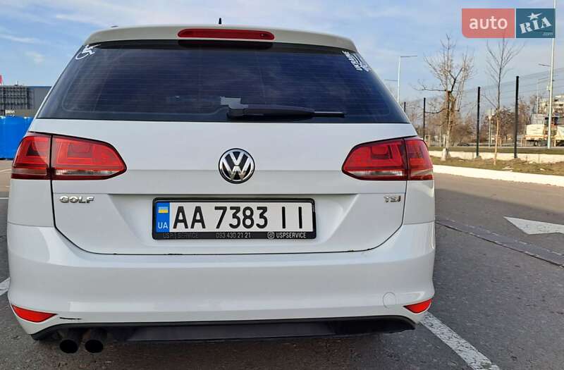 Універсал Volkswagen Golf 2015 в Києві