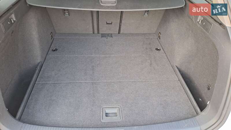 Універсал Volkswagen Golf 2015 в Києві