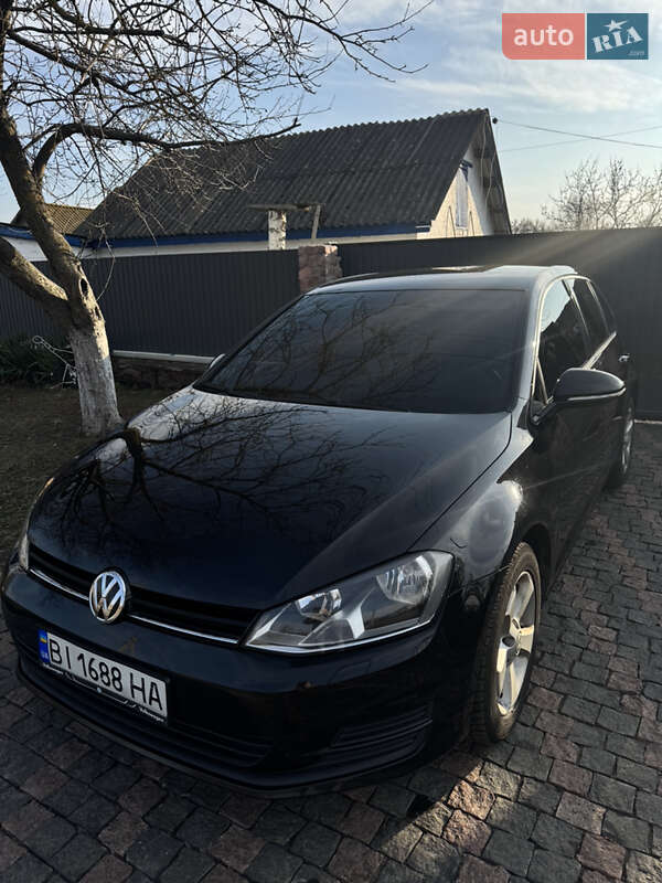 Хэтчбек Volkswagen Golf 2015 в Киеве фото 11 Хэтчбек Volkswagen Golf 2015 в Киеве