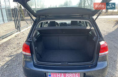 Хэтчбек Volkswagen Golf 2009 в Виннице